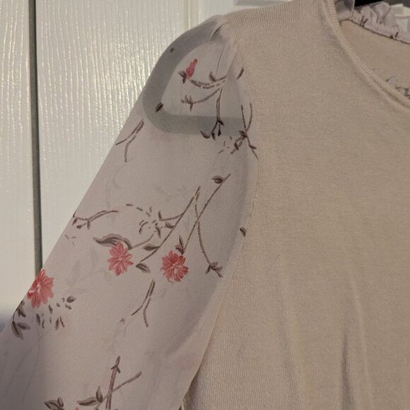 Sioni Long Sleeve Blouse | Women’s Medium | Knit Body + Sheer Floral Sleeves - Picture 3 of 5
